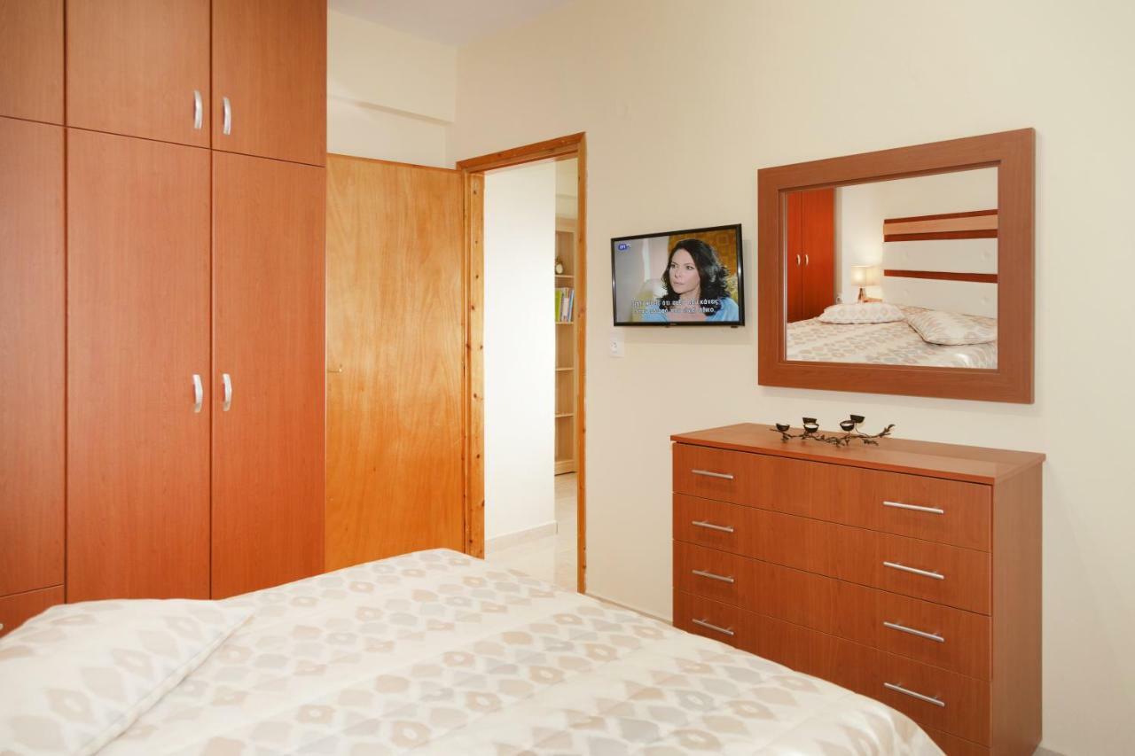 House Maria Apartment อาโยส นิโกลาออส ภายนอก รูปภาพ
