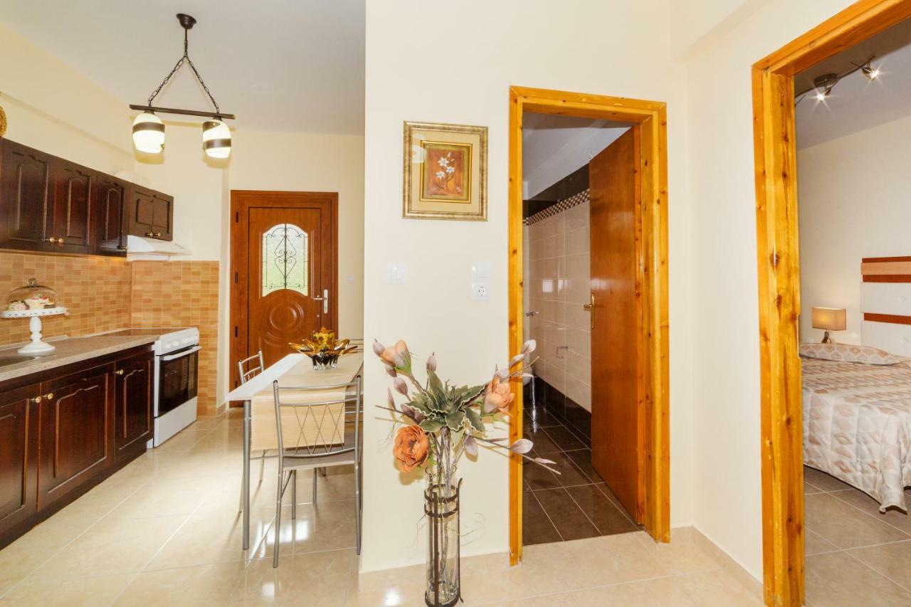 House Maria Apartment อาโยส นิโกลาออส ภายนอก รูปภาพ