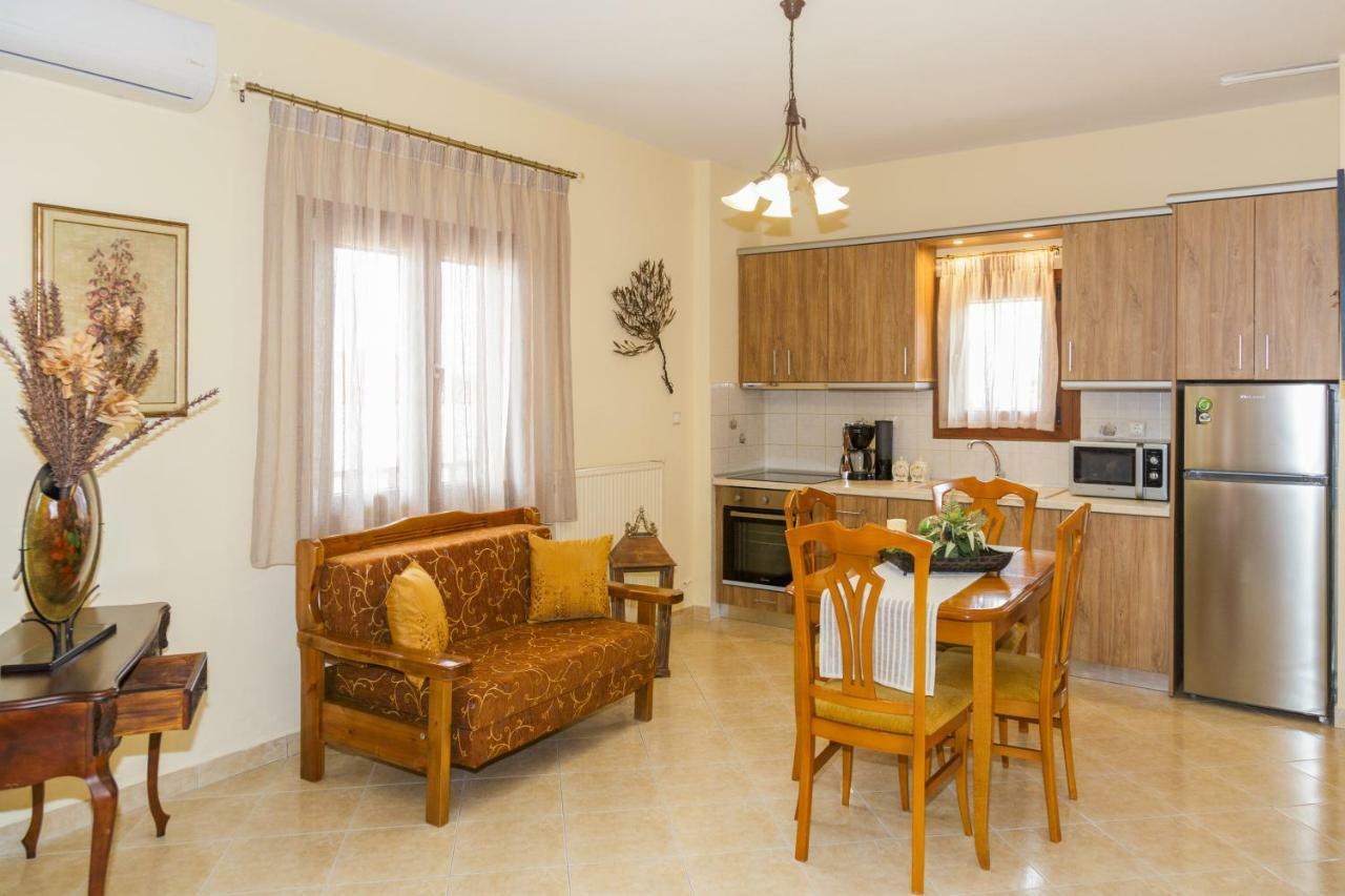 House Maria Apartment อาโยส นิโกลาออส ภายนอก รูปภาพ